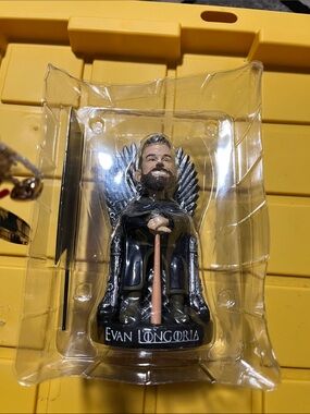 Evan Longoria Black Throne Bobblehead Figurine